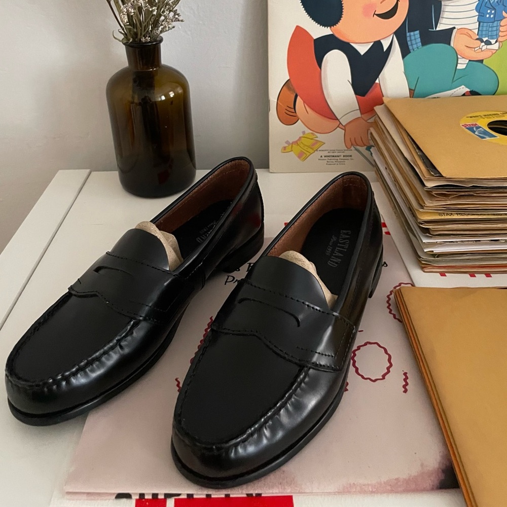Black Eastland Classic II Penny Loafers